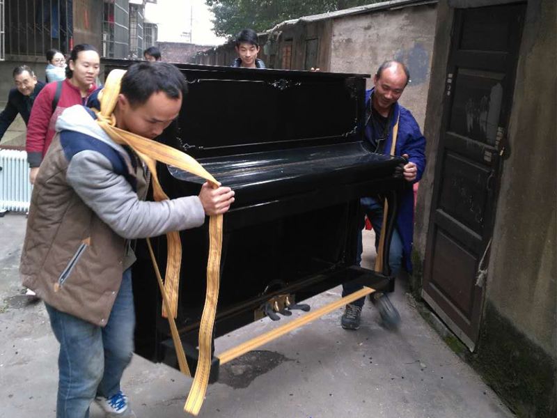 鋼琴搬運(yùn)
