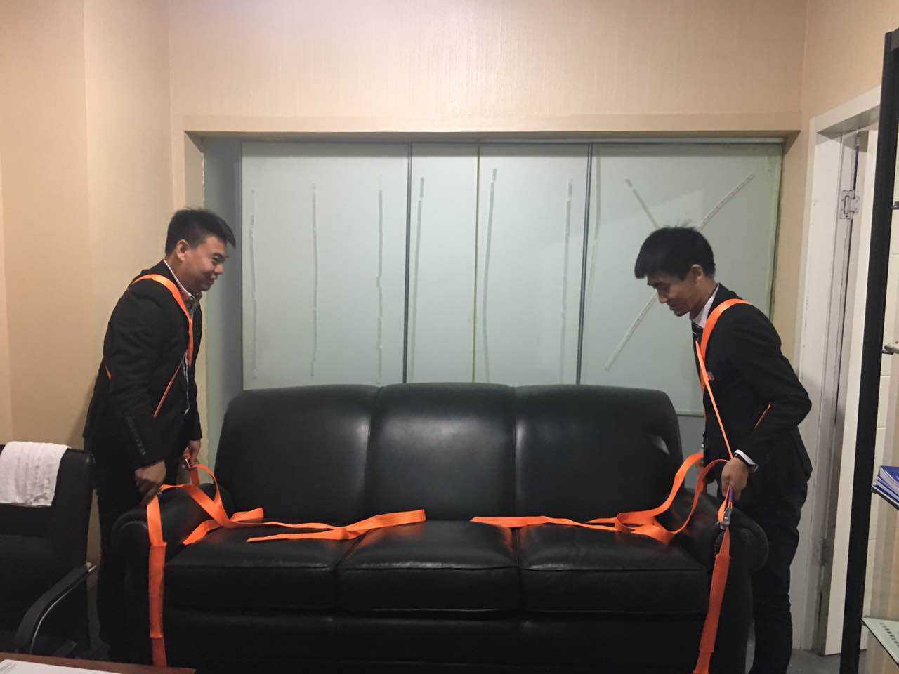 長沙市好日子搬家運輸服務(wù)有限公司,長沙搬家,鋼琴搬運,家具拆裝,包裝托運,大件物品搬運